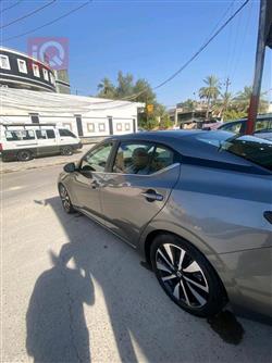 نیسان سێنترا